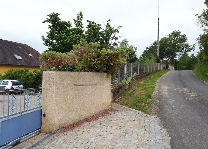 Maison Fleurie * Aubertin